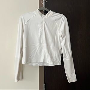 Lululemon It’s rulu LS size 10 white